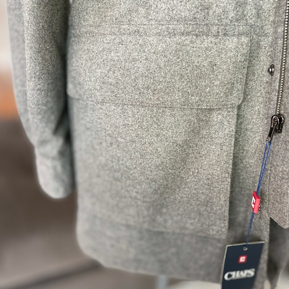 Chaps Men’s heathered, gray jacket with large pockets - Picture 3 of 12